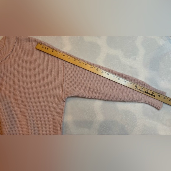Aerie Sweater Light Pink Crew Neck Knit Waffle Pullover Size XS/TP - Picture 5 of 8